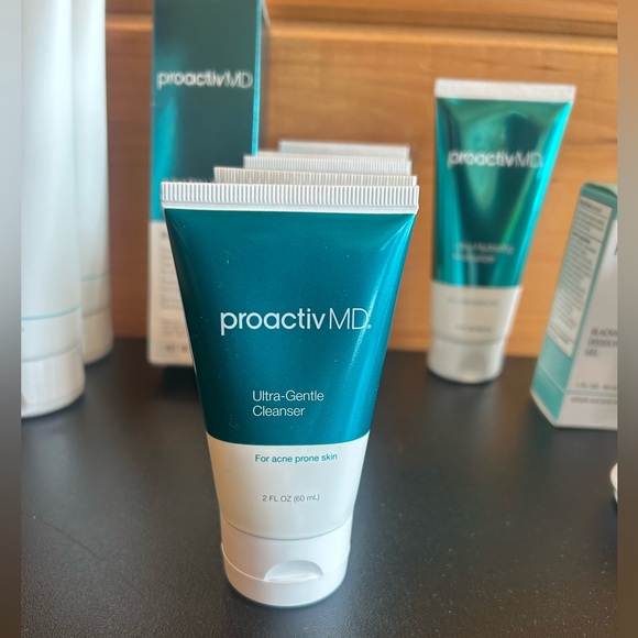 Proactiv+ bundle - Picture 4 of 6